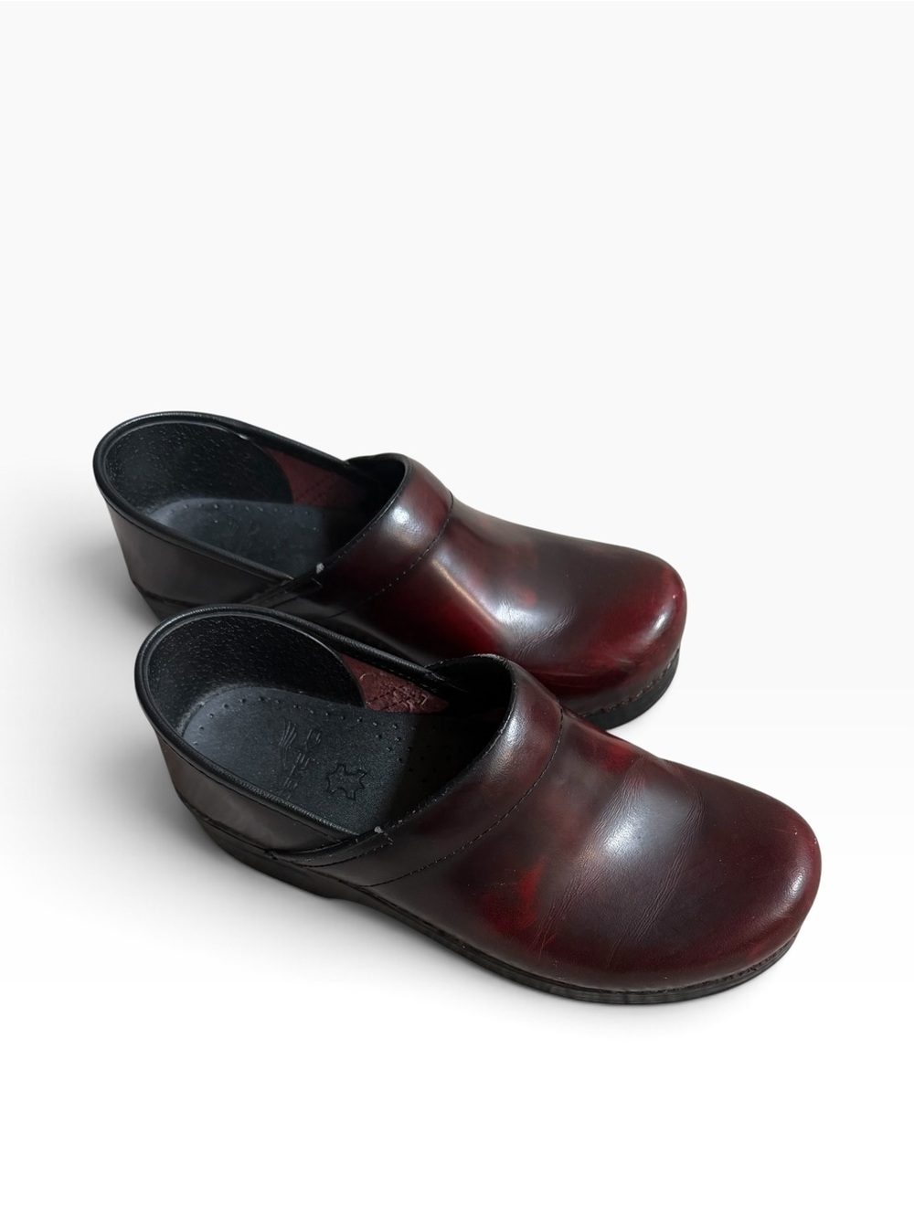 Dansko Professional Clogs Cordoban Cabrio burgundy leather size 38